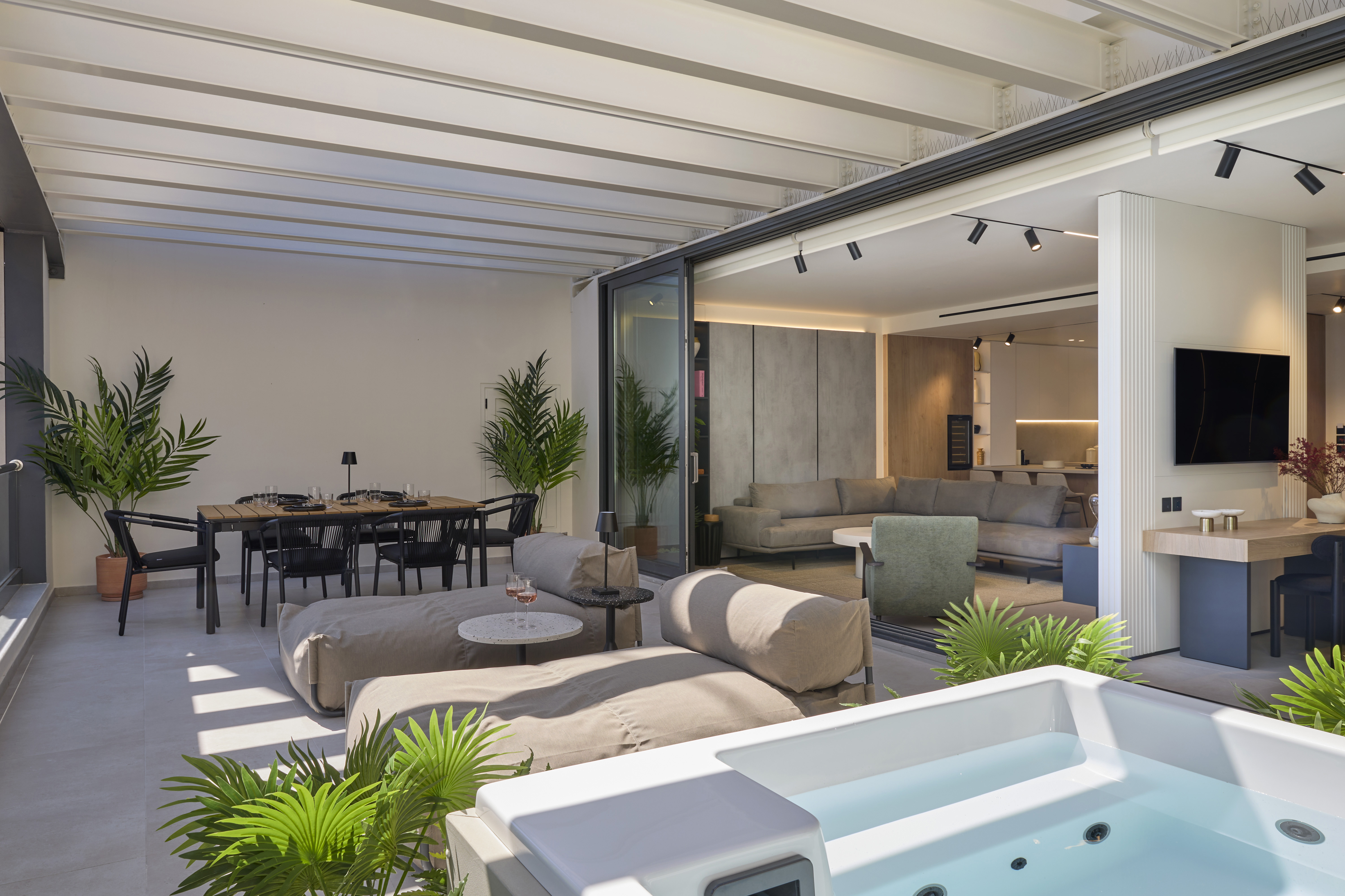 FASMA SUITES LUXURY APARTMENTS