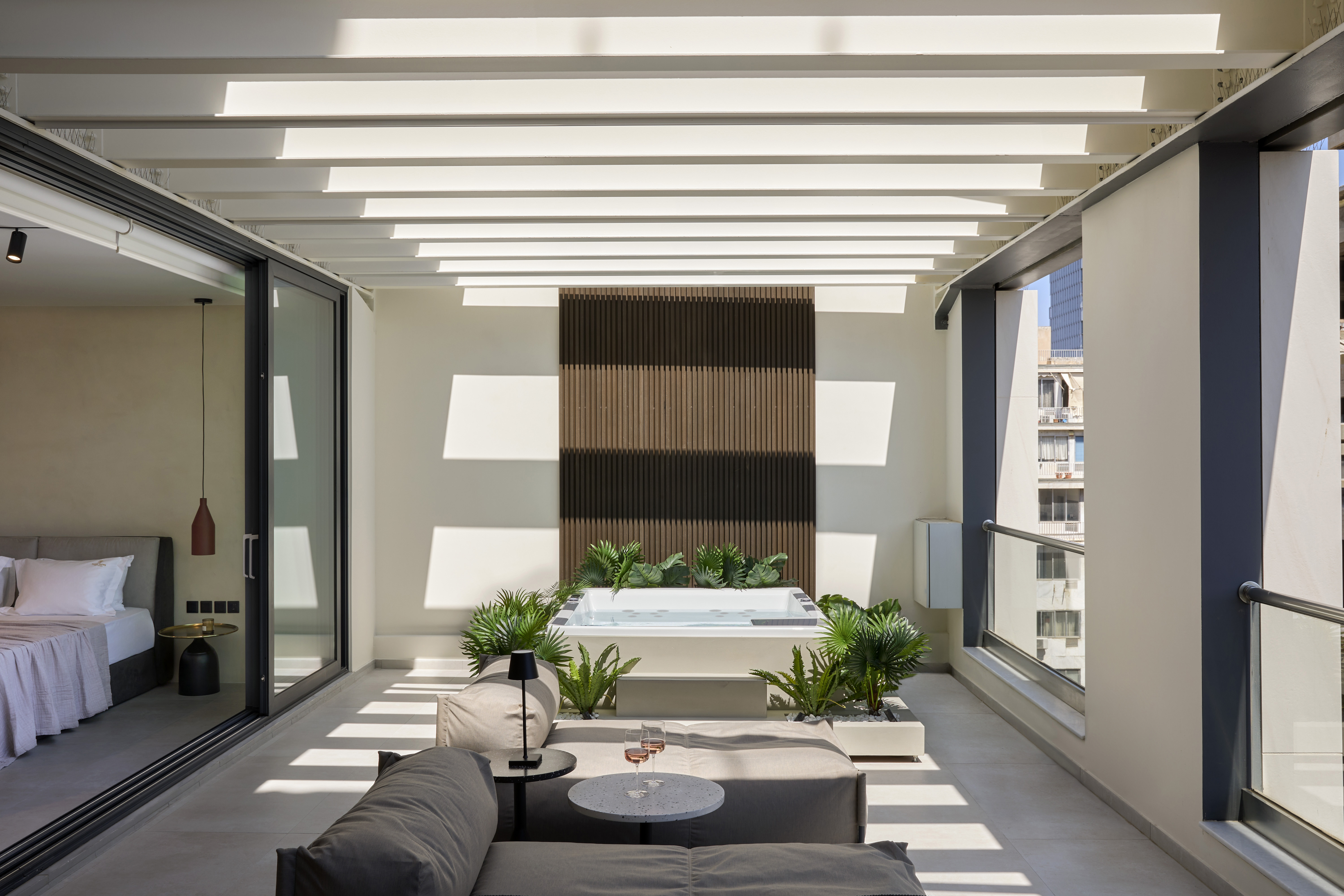 FASMA SUITES LUXURY APARTMENTS