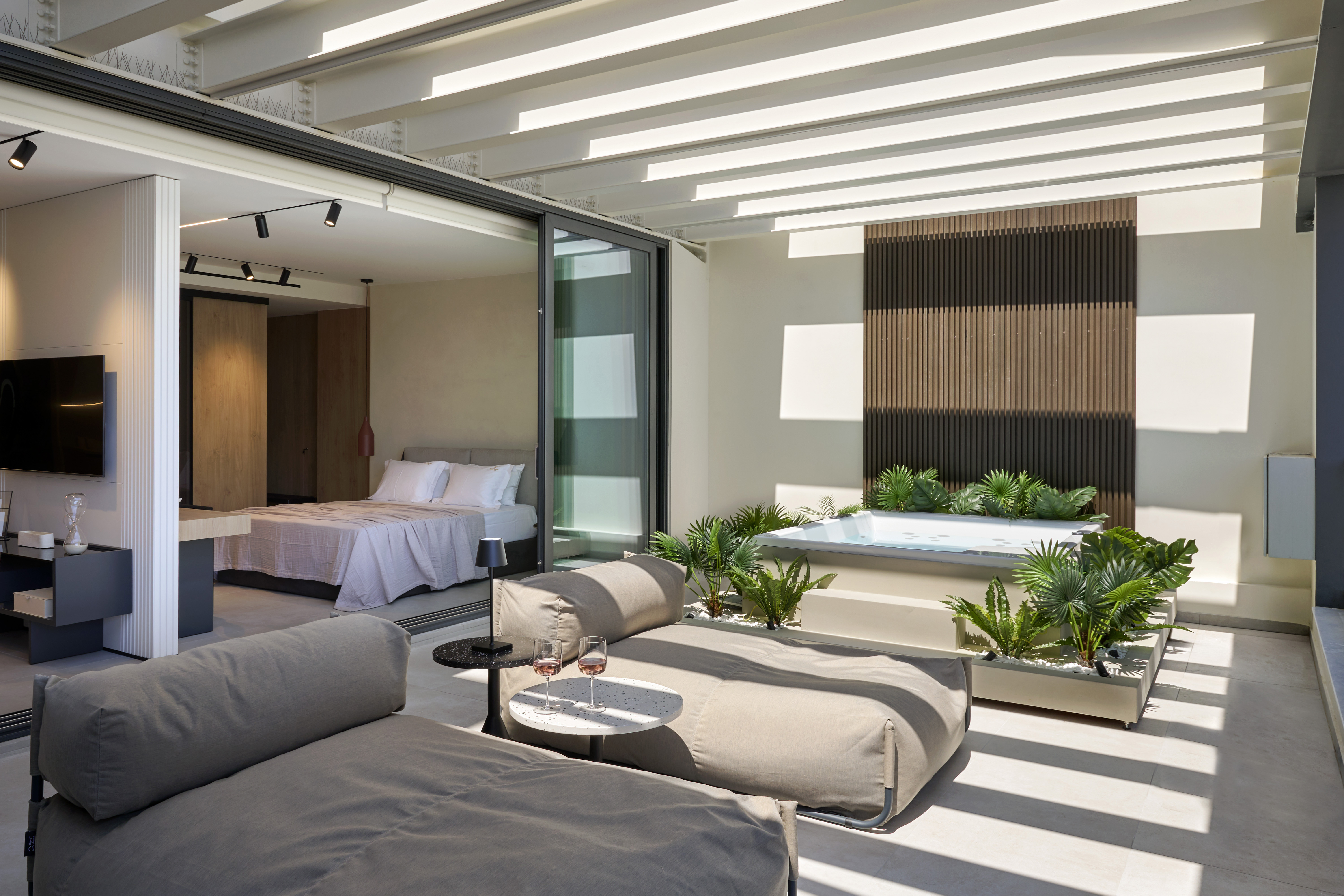 FASMA SUITES LUXURY APARTMENTS